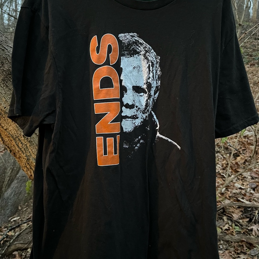 Halloween Ends 2022 Horror Movie Promo T-Shirt Men’s XL Black DISTRICT Myers